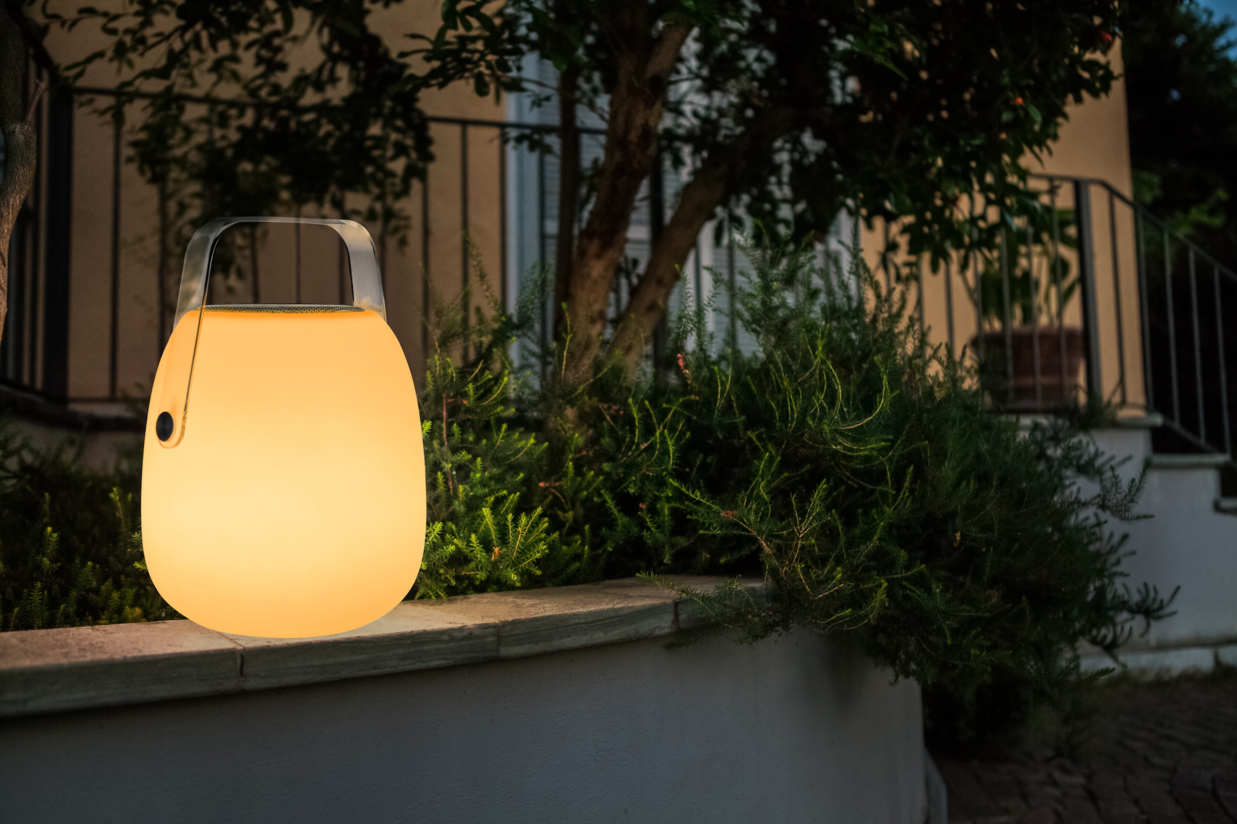 Lampada musicale wireless Egg-2291