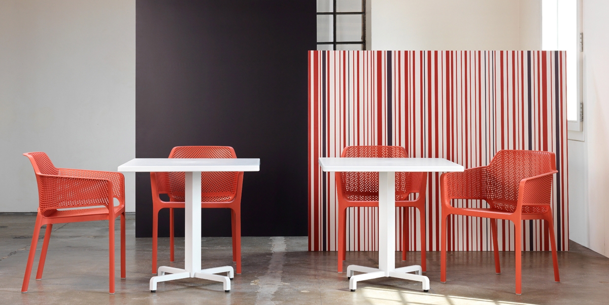 Offerta Contract – 15 Tavoli in Dureltop 70×70 cm + 45 Sedie Bit-2978