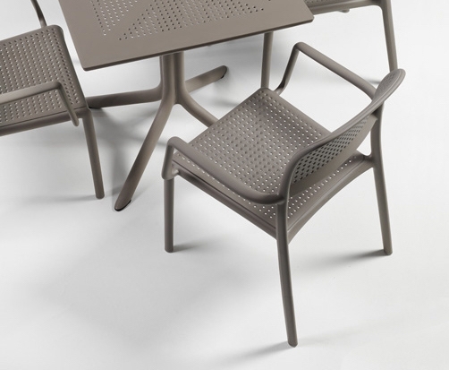 Offerta Contract – 3 Tavoli in Dureltop 70×70 cm + 9 Sedie Bora Bistrot-3097